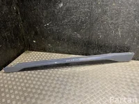 BMW 5A01681 X1 (U11) 2025 Side member trim left side