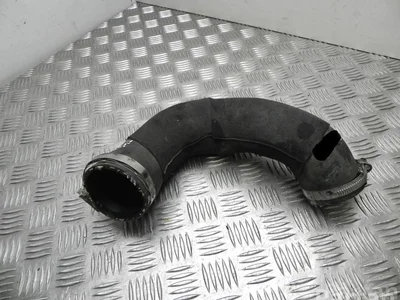 Audi 4G0 145 709 AC / 4G0145709AC A7 Sportback (4GA, 4GF) 2015 Prise d'air / Conduit d'air d'admission - Image 1