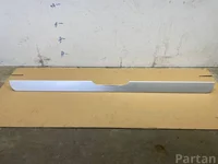 Aston Martin 6G33-674A08-AB / 6G33674A08AB Vantage Coupe 2009 Apdailos/moldingai