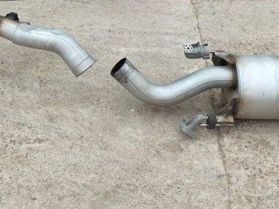 Jeep Wagoneer/ Wagoneer L WS 2022 Silencieux arrière - Image 1