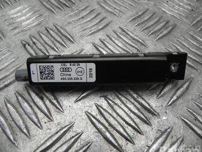 Lamborghini 4S0 035 225 G / 4S0035225G Huracán LP 580-2 2017 Amplificateur d'antenne - Image 1