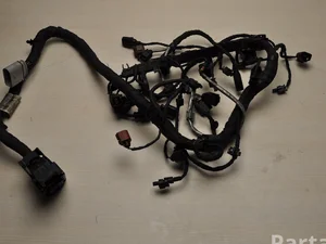 Škoda 04L972627DE SUPERB III Estate (3V5) 2015 Fils du compartiment moteur