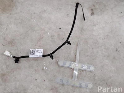 BMW 888R0N9000 X3 (F25) 2011 Sonstige Sitzteile - Bild 1