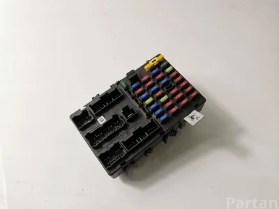 Hyundai 91198-1C220 / 911981C220 GETZ (TB) 2005 Boîte à fusibles - Image 1