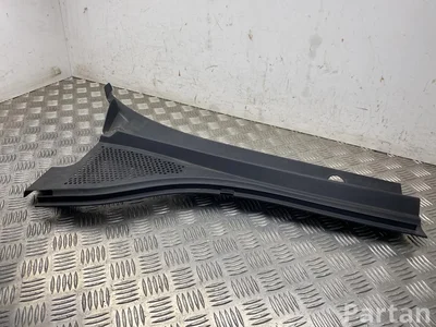 Volkswagen 5NB819404 TIGUAN (AD1) 2020 Moldura Plastico Derecho Limpia - Imagen 1