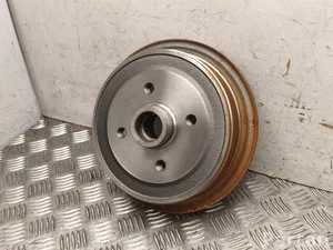Audi 24022000161, 893501615 80 B3 1991 Tambour de frein