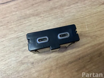 Škoda 3G5035954A OCTAVIA IV Combi (NX5, PV5) 2021 Multimedia interface box with control unit - Image 1
