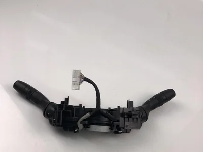 Toyota 4220017L021 RAV 4 V 2020 Bouton multifonction pour volant - Image 1