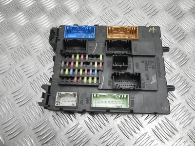 Ford BV6N-14A073-PE / BV6N14A073PE FOCUS III 2013 Unité de commande de carrosserie BCM FEM SAM BSI - Image 1