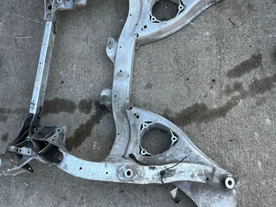 BMW 498008646 5 (F10) 2012 traverser - Image 1