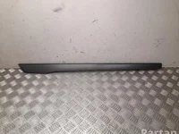 Tesla 1036081-21-B / 103608121B MODEL X 2019 Rėmelis dešinė pusė
