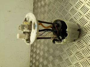 Opel 13581636 ZAFIRA TOURER C (P12) 2012 Unité d'alimentation en carburant