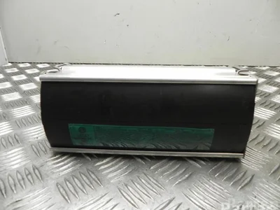 Audi 4B1 880 204 D / 4B1880204D A6 Avant (4B5, C5) 2000 Airbag de passager - Image 1