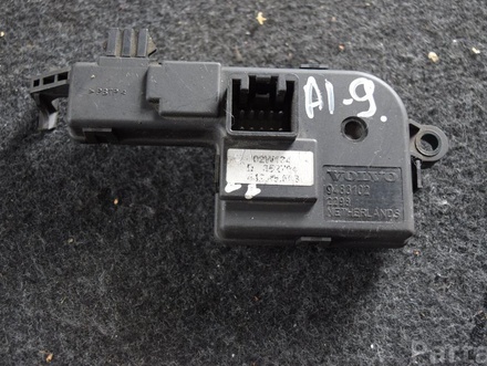 VOLVO 9483102 V70 II (SW) 2003 Control unit for electric sliding sunroof control