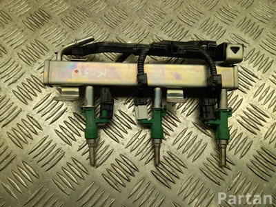 Toyota 82125-0D030, 23250-F3020 / 821250D030, 23250F3020 Yaris Cross XP210 2025 Fuel rail - Image 1