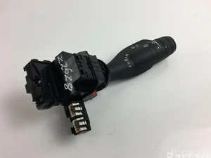 Volvo 1802250441; E112058 / 1802250441, E112058 XC40 2018 Bouton multifonction pour volant