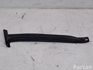 Mercedes-Benz A2056280424 C-CLASS (W205) 2015 Kronšteinas