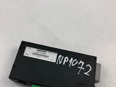 Volvo 30716987 XC60 2015 Unité de commande pour attelage de remorque - Image 1