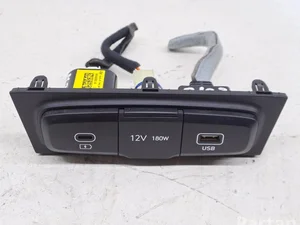 Hyundai 84644Q0600 i20 III (BC3, BI3) 2024 Autres pièces intérieures