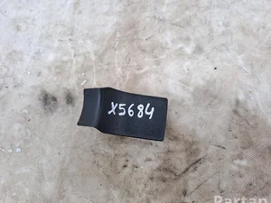 Mazda D09W644A1 CX-3 (DK) 2016 Autres pièces intérieures