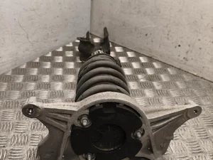 Tesla 1288371-99-B / 128837199B Model Y (5YJY) 2025 Komplet amortyzatorów z przodu z lewej
