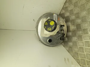 Mercedes-Benz A 247 430 00 30 / A2474300030 CLA X118 (shooting brake) 2020 Maître-cylindre de frein