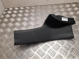 Ssangyong 77470-35000 / 7747035000 Tivoli Grand 2022 Bordure de seuil de porte