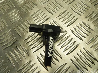 Toyota 22204-0V020 / 222040V020 YARIS (_P13_) 2016 Débitmètre d'air - Image 1