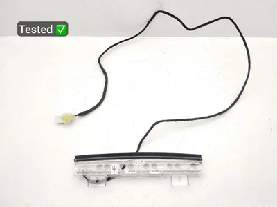 Maserati 203525, 477003 QUATTROPORTE V 2010 Feu de freinage - Image 1