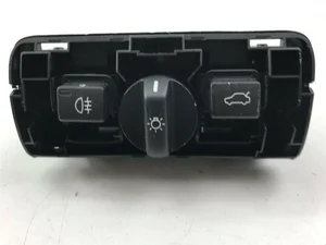 Volvo 30739424 V40 Hatchback 2016 Light switch