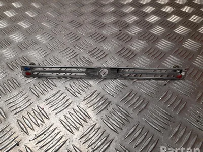 Mercedes-Benz 112 W110 200D 1965 Cadre - Image 1