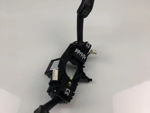 Volkswagen 5Q0953507GH; 5Q0953513P / 5Q0953507GH, 5Q0953513P GOLF VII (5G1, BQ1, BE1, BE2) 2016 Подрулевой переключатель