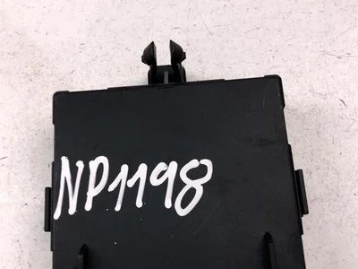 Mercedes-Benz A2059004221 C-CLASS (W205) 2016 Unité de commande pour porte Right Front - Image 1