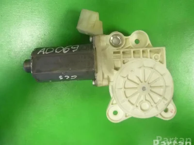 Mercedes-Benz A 219 820 05 42 / A2198200542 CLS (C219) 2005 Moteur de lève-vitre Left Rear - Image 1