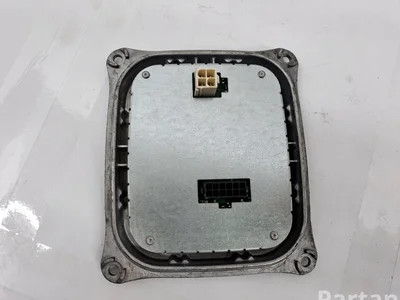 BMW 130732930300 3 Convertible (E93) 2011 Unité de commande de lampe tournante - Image 1