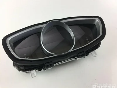 Volvo 31433514 V40 Hatchback 2017 Tableau de bord - Image 1