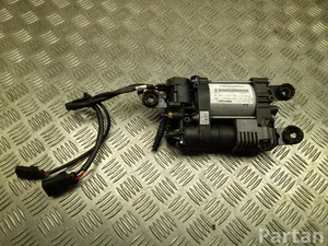 Porsche 95B616006G MACAN (95B) 2021 Pompe de compresseur de suspension d'air