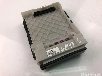 Toyota 82730-02P80 / 8273002P80 COROLLA Saloon (_E18_, ZRE17_) 2016 Fuse Box - Image 1