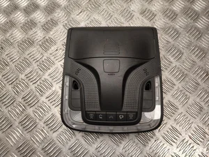 Mercedes-Benz A 447 900 43 03 / A4479004303 VITO Tourer (W447) 2014 Iluminación interior