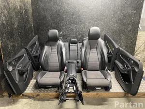 Mercedes-Benz E-CLASS T-Model (S213) 2017 Sitze komplett Türverkleidung Armlehne 