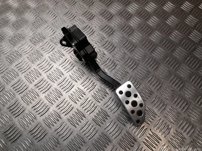 Subaru 36010FL031, 198800-1181 / 36010FL031, 1988001181 Crosstrek/XV II 2021 Pédale d'accélérateur - Image 1