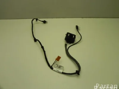 Ford BV6T-15K857-FJB / BV6T15K857FJB FOCUS III Box 2014 Harnais pour intérieur - Image 1