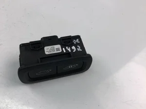 Volvo 31674801 XC60 II (246) 2020 Mygtukas, bagažinės dangčio