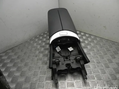 Mercedes-Benz A 205 680 23 05 / A2056802305 C-CLASS T-Model (S205) 2017 Console centrale - Image 1