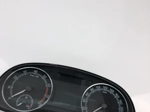 Škoda 6V0920740D FABIA III (NJ3) 2018 Tableau de bord mph km/h