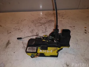 Volvo 8626968 XC70 CROSS COUNTRY 2004 Moteur de fermeture de porte Right Rear