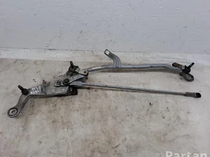 Mercedes-Benz A2058200940 C-CLASS (W205) 2015 Tringlerie d'essuie-glace