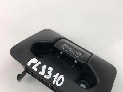 Volvo 31343242 V60 2013 Bouton de frein de stationnement électromécanique - Image 1