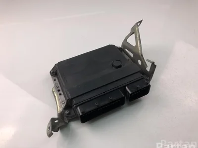 Toyota 89661-05F21 / 8966105F21 AVENSIS Estate (_T27_) 2011 Unité de contrôle moteur - Image 1