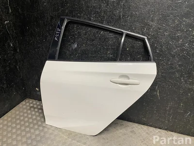 Toyota PRIUS PHV (_W52_) 2019 Puerta Left Rear - Imagen 1